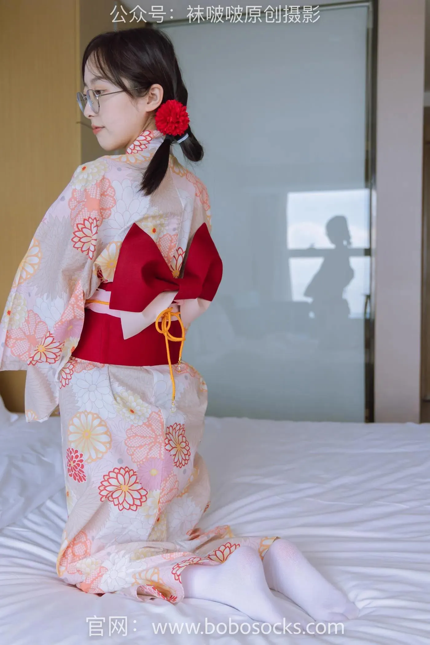 [BoBoSocks袜啵啵]NO.137 稚予-木屐、分指白棉袜、裸足、和风浴衣 [170P]插图4